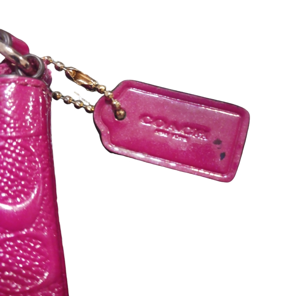 Coach Hot Pink Patent Leather Wristlet with Gold Hardware - Picture 5 of 9